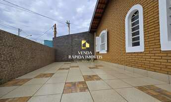 Imagem: Casa à venda no bairro Jardim Botânico