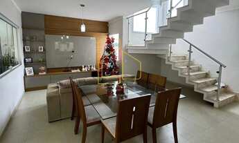 Imagem 4: Sobrado 3 Dormitórios, 1 Suíte +Closet , 4 Vagas coberta, Varanda e Área gourmet!Condomíni