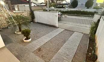 Imagem 3: Casa com Garagem Coberta e Quintal - Barra do Aririu em Palhoça/SC