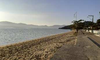 Imagem 3: Terreno de 375m² na Praia de Fora em Palhoça/SC - Poucos Metros do Mar!