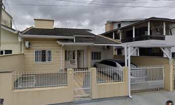 Imagem: Excelente Casa com Área Gourmet no São