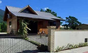 Imagem: Casa Alto Padrão Proxima ao Mar - Praia