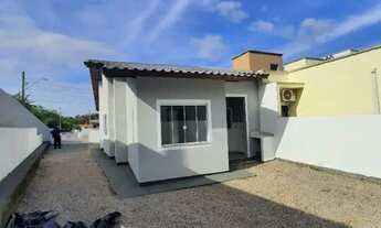 Imagem: Casa com 03 Quartos e Quintal - Bela Vista