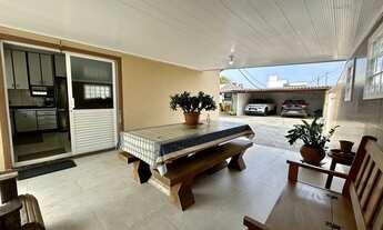 Imagem 5: Casa Semimobiliada com Piscina e Amplo Terreno - Palhoça/SC