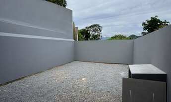 Imagem 3: Casa Geminada Com Espaço nos Fundos e Excelente Acabamento - Palhoça/SC