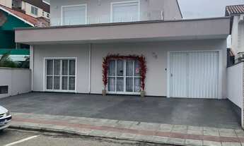 Imagem: Casa Ampla Semimobiliada com Duas Salas