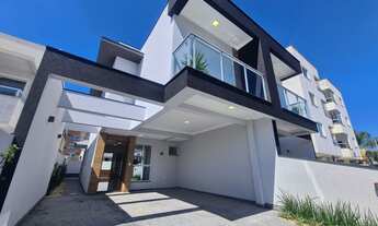 Imagem: Sobrado à venda no bairro Nova Palhoça