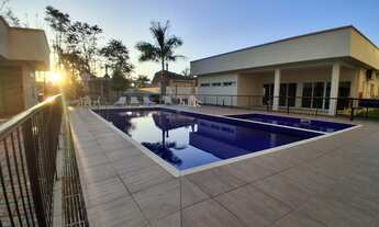 Imagem: Apartamento Térreo com Bastante Espaço