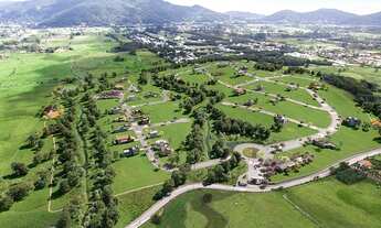 Imagem 6: Terrenos a Partir de 800m² em Condomínio Fechado: Financiamento Direto com a Loteadora!