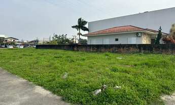 Imagem: Amplo Terreno de Esquina com 568m² no Pagani