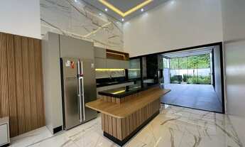 Imagem 5: Casa Alto Padrão com Quintal e Excelente Acabamento - São José/SC