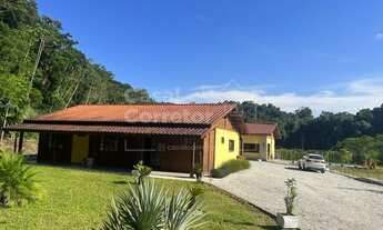 Imagem 2: LINDA E ESPAÇOSA CHÁCARA DE 3 DORMITÓRIOS SENDO 1 SUÍTE