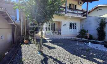 Imagem: Casa à venda no bairro Santa Terezinha