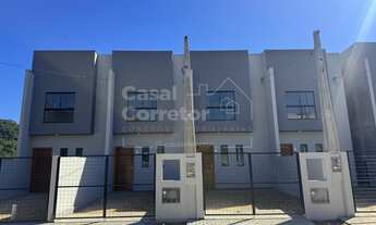 Imagem 2: CASA COM 2 SUÍTES E ESPAÇO PARA JARDIM