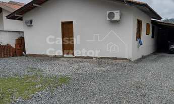 Imagem: CASA BAIXA DE 420m² COM TRÊS DORMITÓRIOS