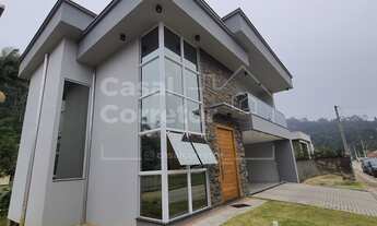 Imagem: CASA AMPLA DE 4 DORMITÓRIOS SENDO 1 SUÍTE