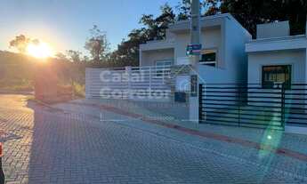 Imagem: LINDA CASA BAIXA DE 3 DORMITÓRIOS