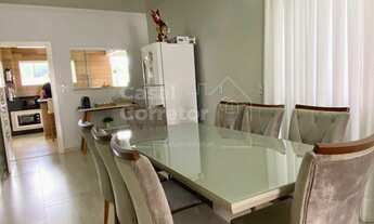 Imagem 6: CASA DE 151m² COM TRÊS DORMITÓRIOS SENDO UMA SUÍTE NA GUABIRUBA