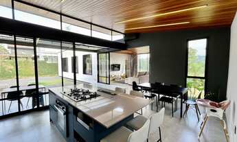 Imagem 7: CASA COM 3 DORMITÓRIOS SENDO 1 SUÍTE E GARAGEM PARA 2 CARROS