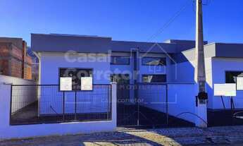 Imagem: CASA COM TRÊS DORMITÓRIOS E UMA SUITE