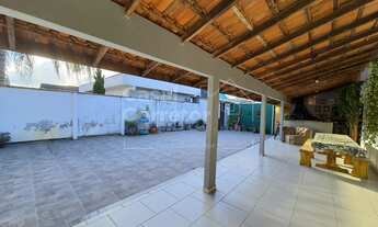 Imagem 7: CASA DE ALVENARIA DE 180m² COM TRÊS DORMITÓRIOS SENDO UMA SUÍTE