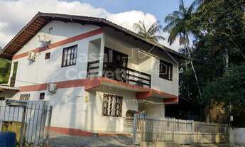 Imagem 3: CASA DE ALVENARIA DE 180m² COM TRÊS DORMITÓRIOS SENDO UMA SUÍTE