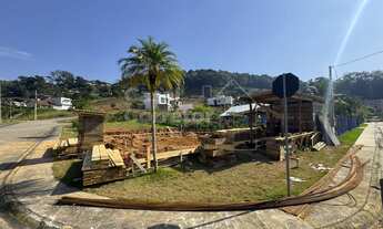 Imagem 4: ESPETACULAR CASA COM 3 DORMITÓRIOS SENDO 1 SUÍTE