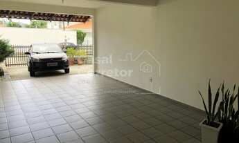 Imagem 6: CASA DE 320m² COM QUATRO DORMITÓRIOS SENDO UMA SUÍTE