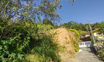 Imagem: AMPLO TERRENO PLANO DE 675m²