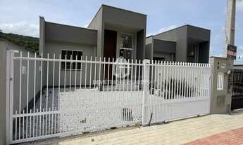 Imagem: Casa com 3 Dormitórios Brusque !