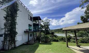 Imagem: Casa Alto Padrão na beira da lagoa de Ibiraquera