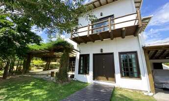 Imagem 2: Casa à venda em alto padrão rústico no centrinho da Praia do Rosa