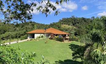 Imagem 3: Linda casa de campo à venda em Rancho Queimado com 230m2, ótima localização, 3 dormitórios