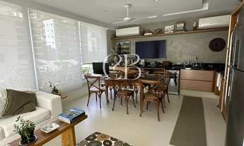 Imagem: Leblon - Cobertura - 225 m - 3 Stes - Reformada