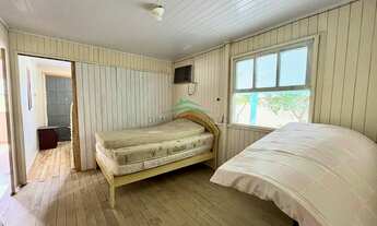 Imagem 6: Casa com quintal na Cabeçuda