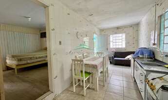 Imagem 3: Casa com quintal na Cabeçuda