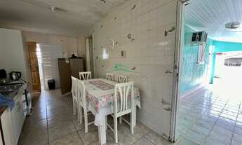 Imagem 4: Casa com quintal na Cabeçuda