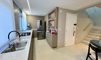 Imagem 5: Cobertura de Alto Padrão no Sion com Espaço Gourmet e Jacuzzi