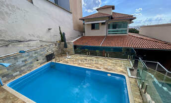 Imagem 5: LINDA CASA 4 QUARTOS COM HABITE-SE - BAIRRO CAMARGOS!