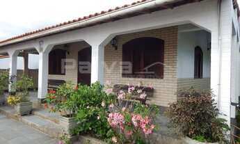 Imagem 2: Excelente casa com 3 quartos (suíte) e anexo, próxima à praia