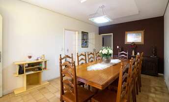 Imagem 7: 5 dormitórios, 1 suítes, 2 banheiro, 2 vagas na garagem