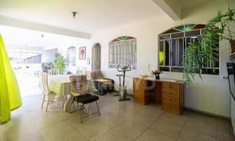 Imagem 5: 5 dormitórios, 1 suítes, 2 banheiro, 2 vagas na garagem