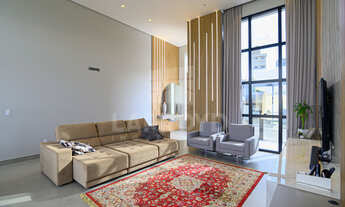 Imagem 3: 3 dormitórios, 1 suítes, 2 banheiro, 2 vagas na garagem