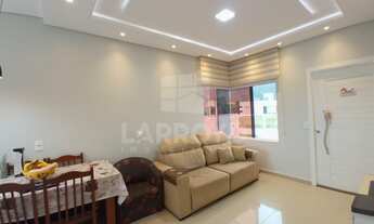 Imagem: 2 dormitórios, 1 banheiros, 1 vaga na garagem