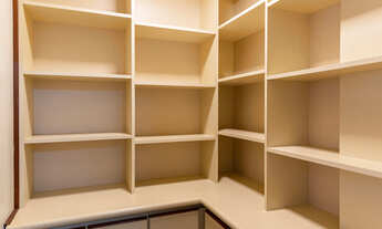 Imagem 6: 4 dormitórios na Rua Padre Bernardo Freuser