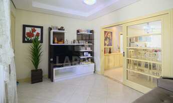 Imagem 2: 4 dormitórios, 4 banheiro, 2 vagas na garagem