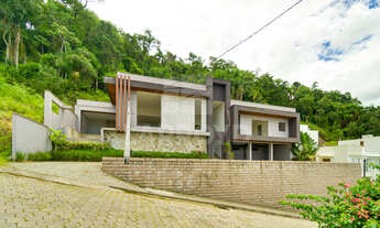 Imagem: 3 dormitórios na Rua João Bristot