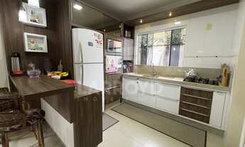 Imagem 5: 4 dormitórios, 1 suítes, 2 banheiro, 2 vagas na garagem