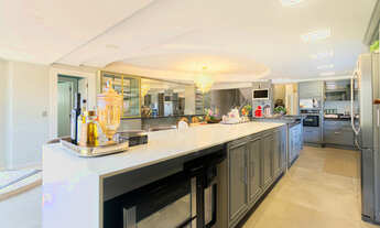 Imagem 4: 4 dormitórios, 4 suíte, 5 banheiro, 3 vagas na garagem