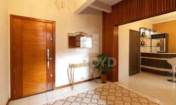 Imagem 2: 3 dormitórios, 2 banheiro, 2 vagas na garagem